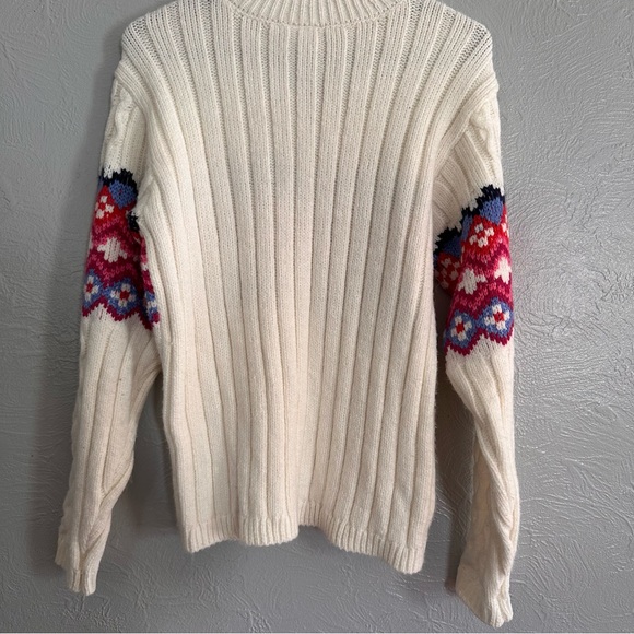 St. John's Bay Turtleneck Sweater, Size L - Picture 7 of 10